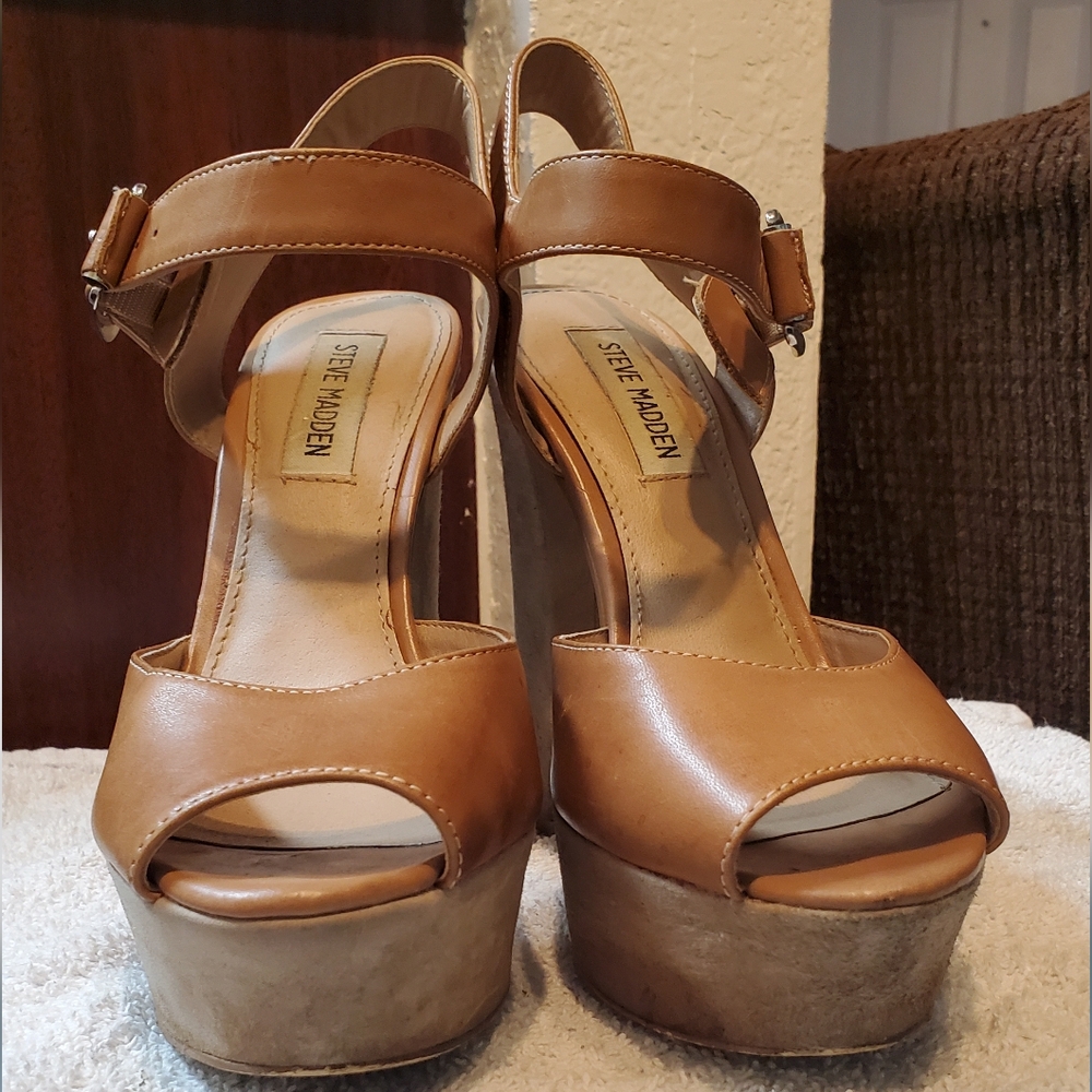 Open-toe heels